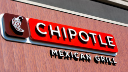 In one of the greatest moves ever, it will close 2,000 of Chipotle restaurants for a day to train employees on food safety